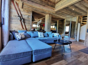 Chalet cozy à 4* avec cheminée, WiFi, et balcon proche des pistes aux Gets - FR-1-598-89 Les Gets